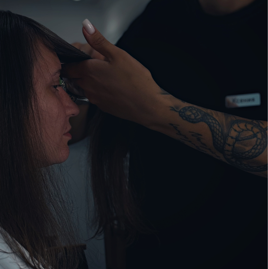 Подравнивание челки