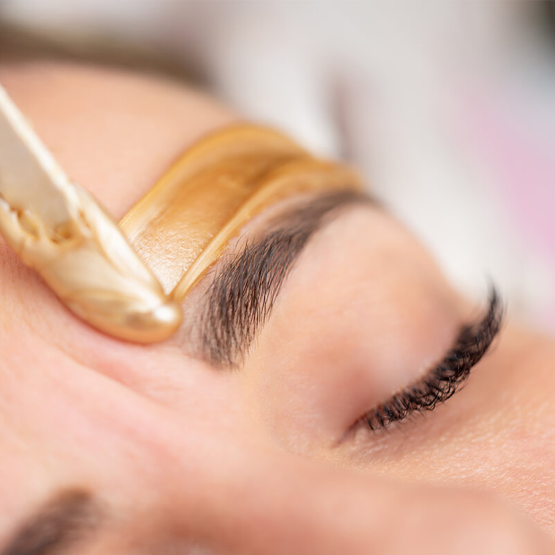 Чистка лица воском