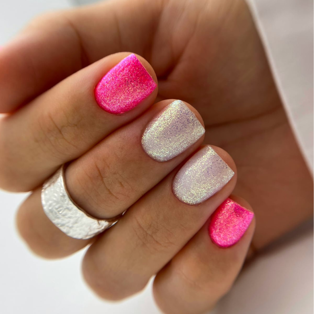 Маникюр с покрытием гель-лак в один тон (стажер)