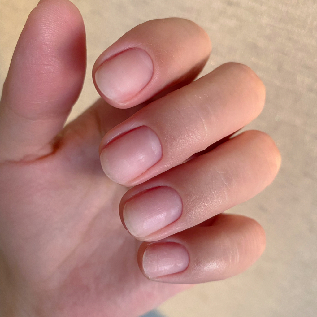 Маникюр без покрытия