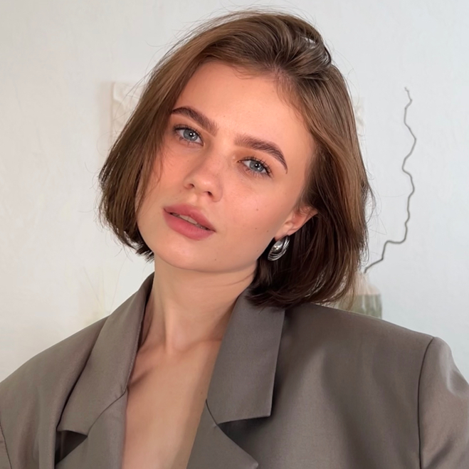 Укладка бровей с витаминным комплексом