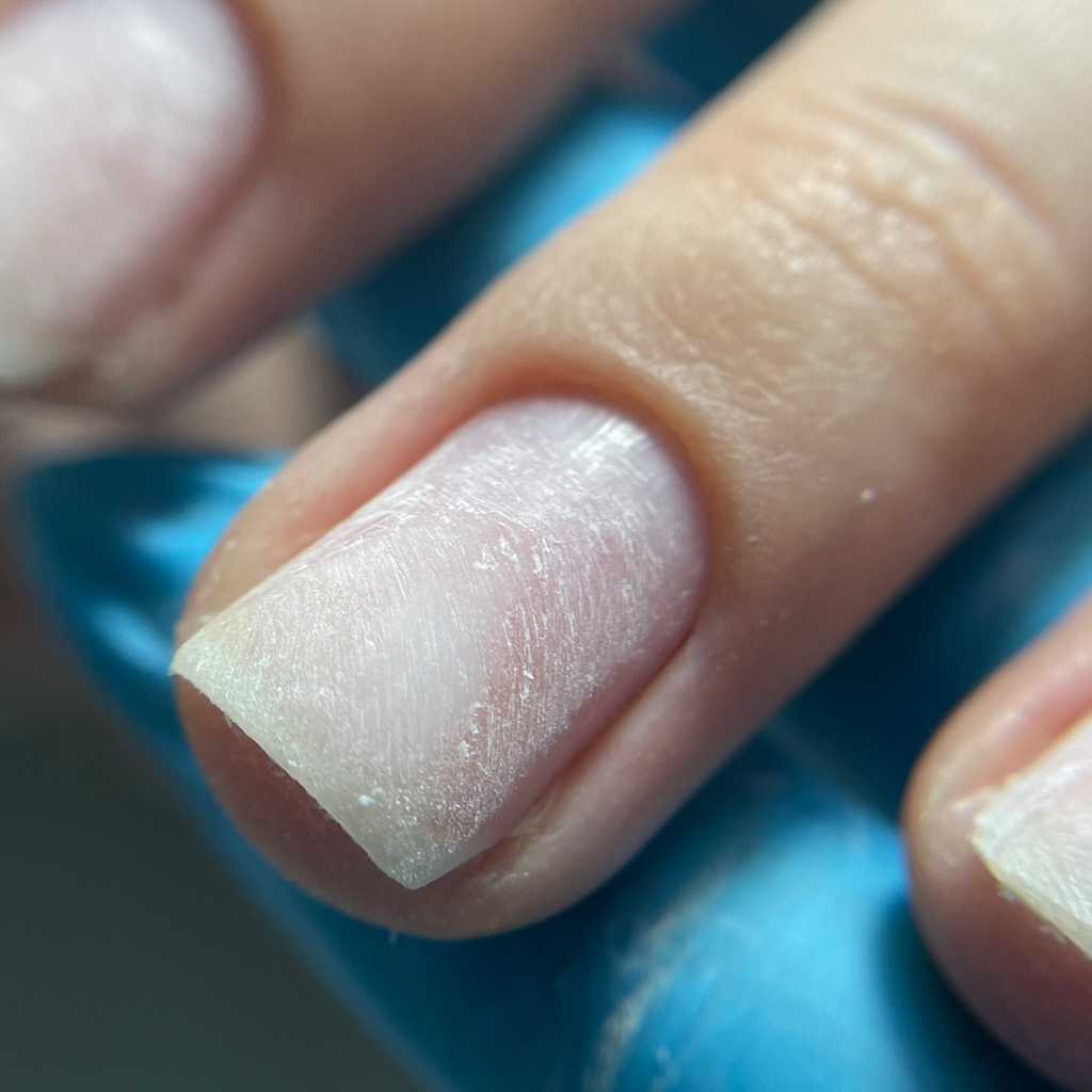 Маникюр без покрытия