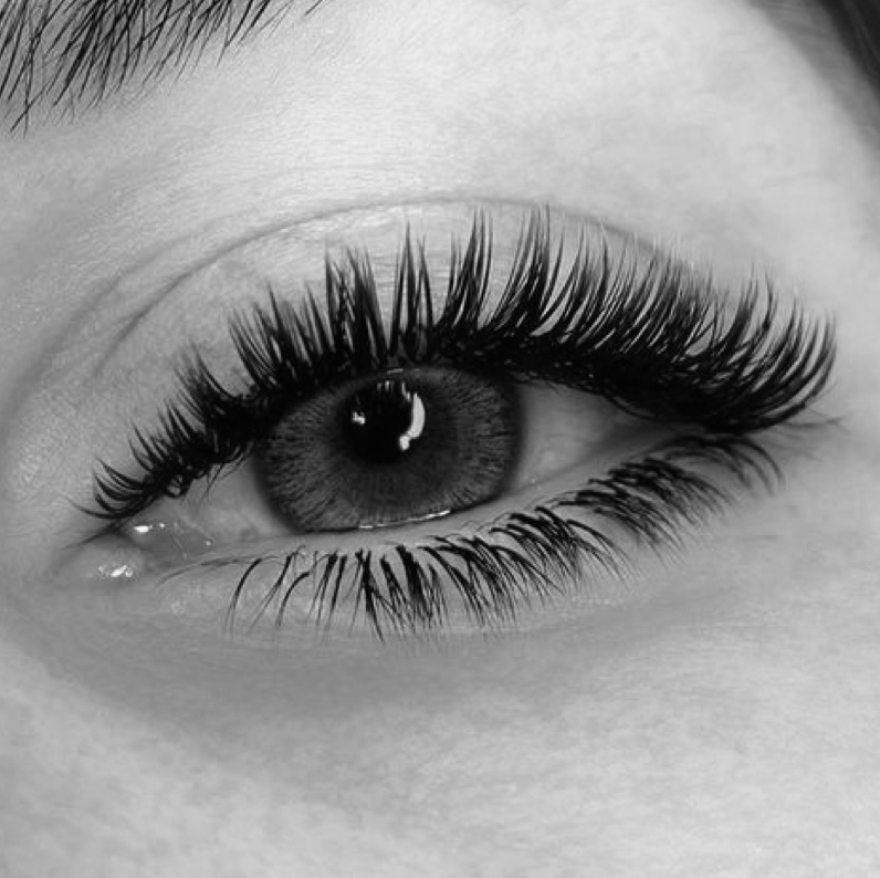 Наращивание ресниц 2D