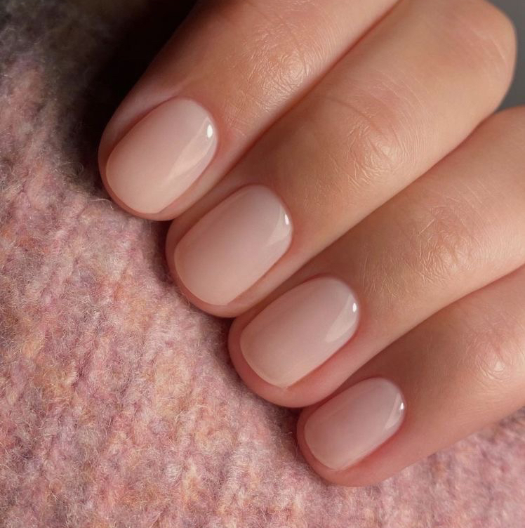 Маникюр с покрытием гель-лак