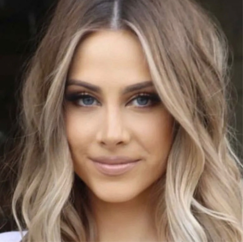 ✔️Контуринг (осветление прядей у лица и нижнем затылке). Тонирование. Волосы до лопаток.  Пар.