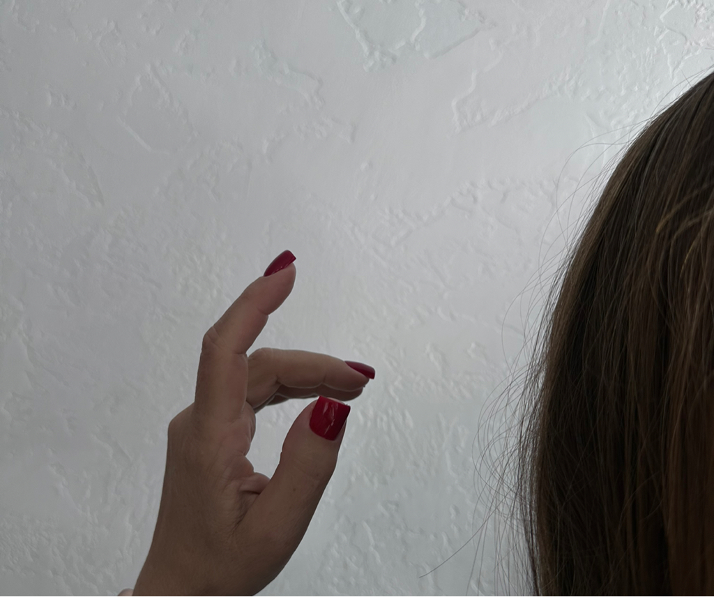 MEDIUM  Маникюр восстановление архитектуры , укрепление гелем, покрытие гель лак( 65-70р)