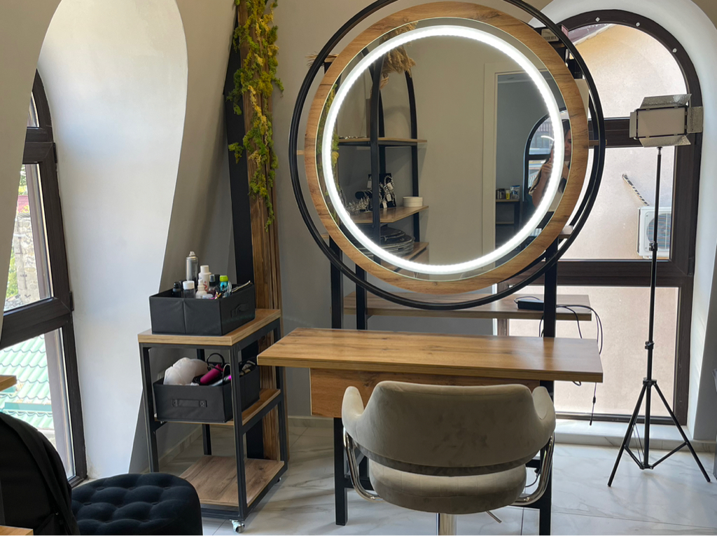 Гримерная Станция в Кабинете