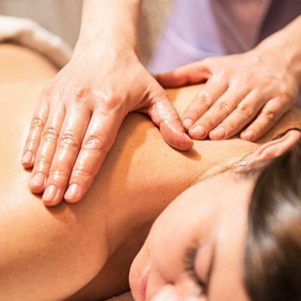 Расслабляющий массаж спины