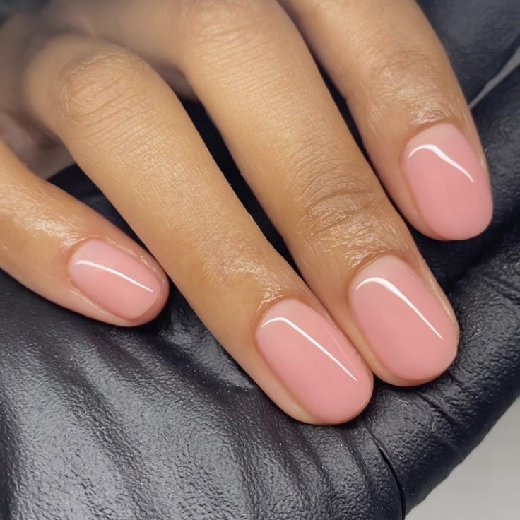 Покрытие гель лак 
(без маникюра )