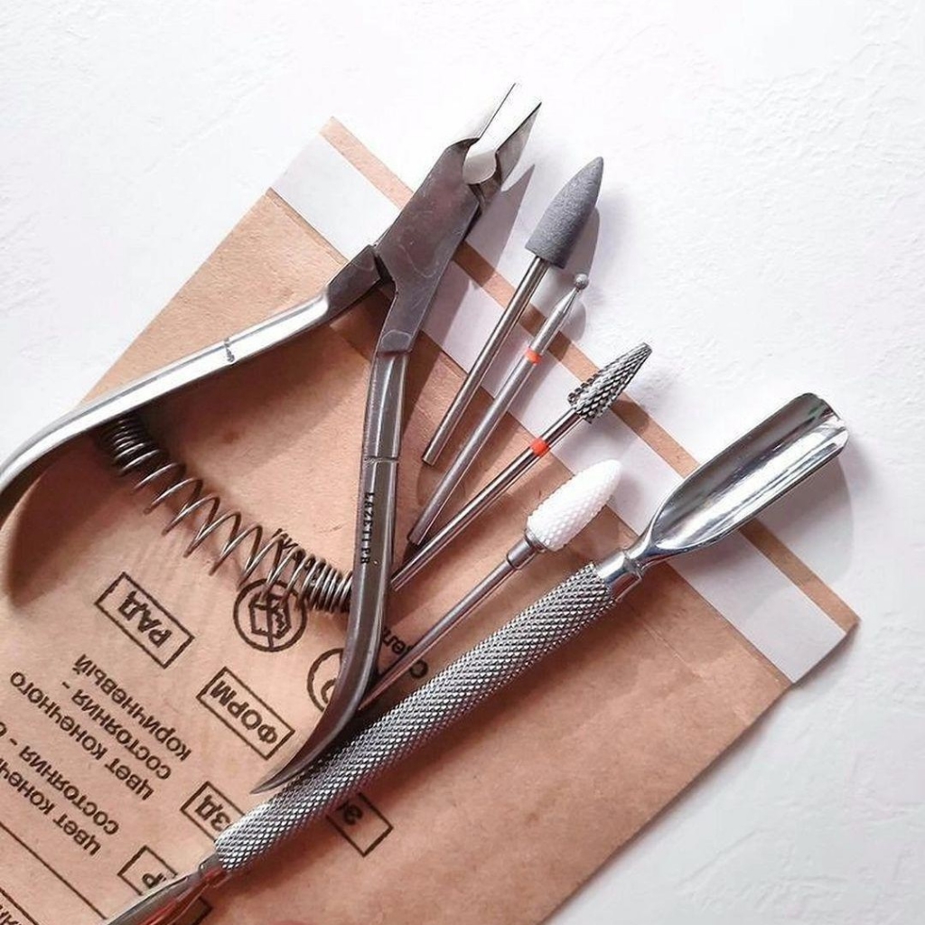 Маникюр аппаратный(комби)