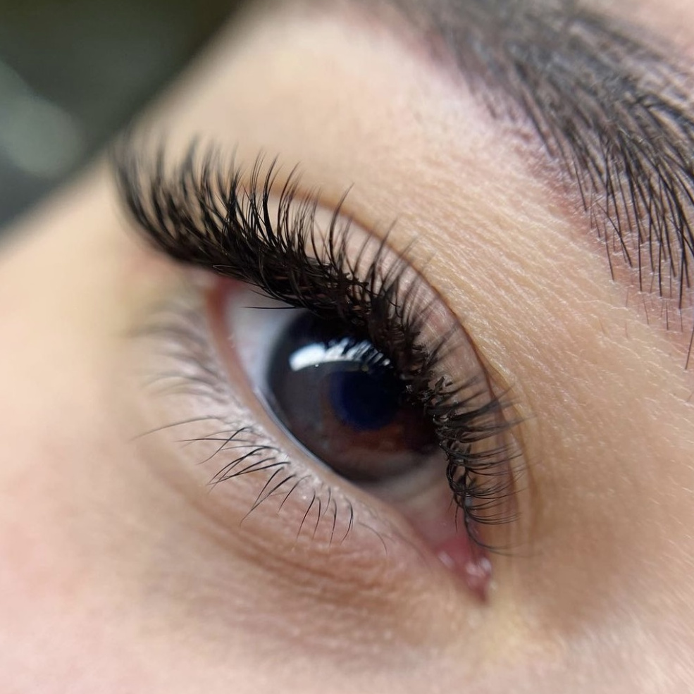 Klasik İpek Kirpik ( Классическое Наращивание Ресниц)