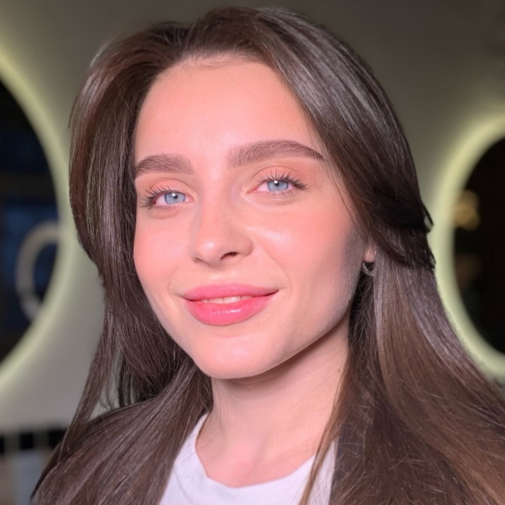 Долговременная укладка бровей с окрашиванием и коррекцией