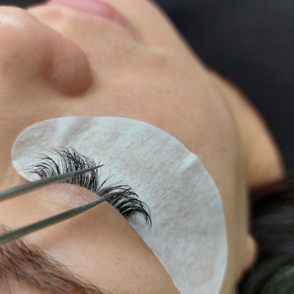 Коррекция ресниц