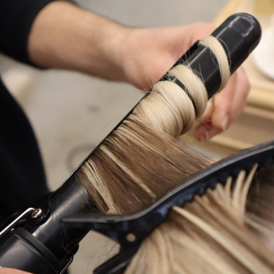 Maşa ( Укладка на плойку )