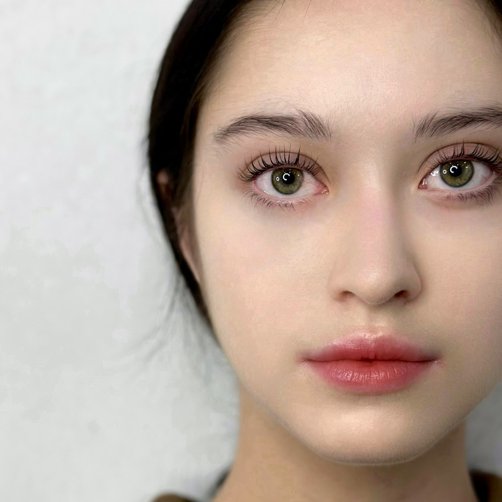 Ламинирование ресниц + ботокс + окрашивание + уход