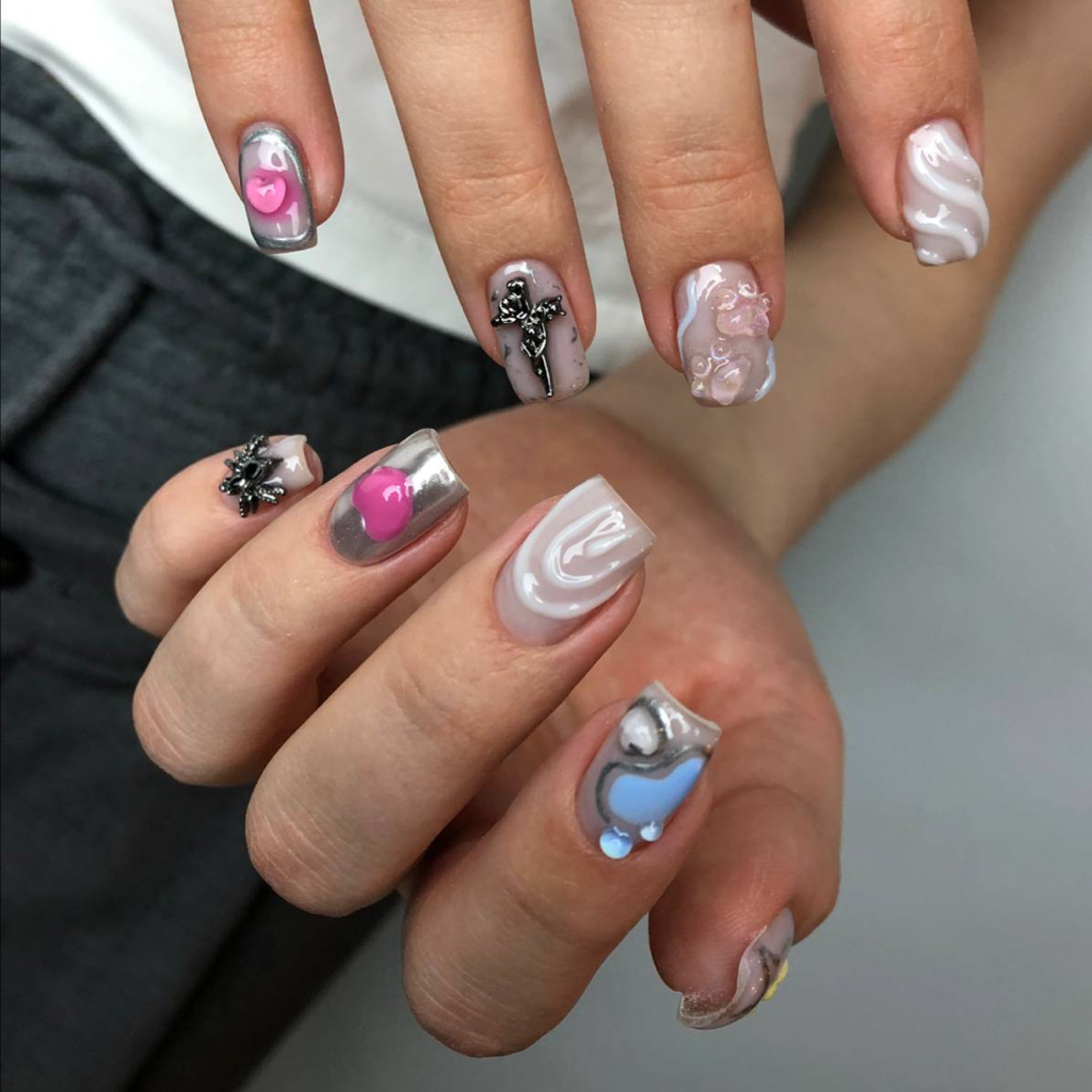 Маникюр с покрытием + сложный дизайн