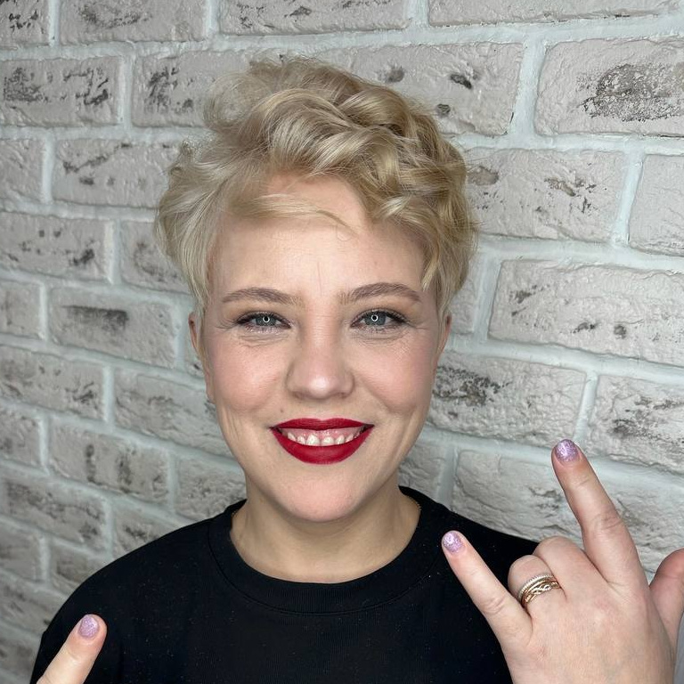 Стрижка женская