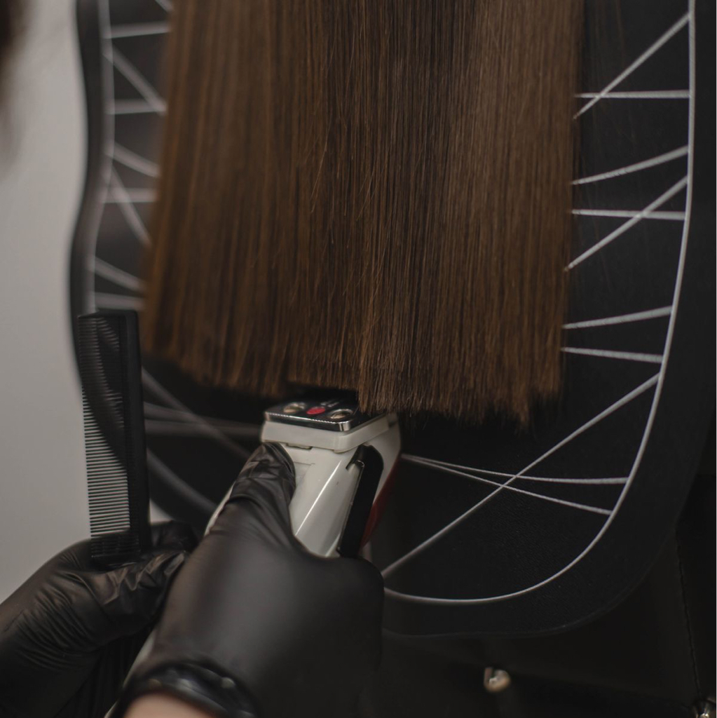 Ликвидация длины (подравнивание кончиков машинкой)