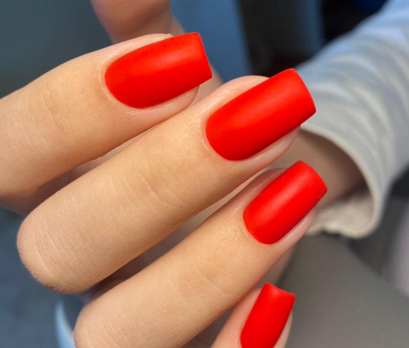 Маникюр с покрытием