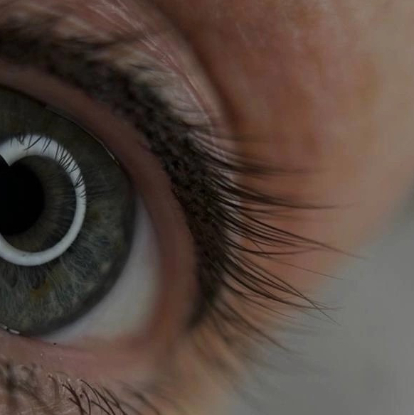 Окрашивание ресниц краской