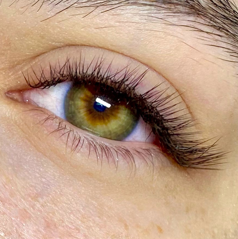 Наращивание ресниц Классика