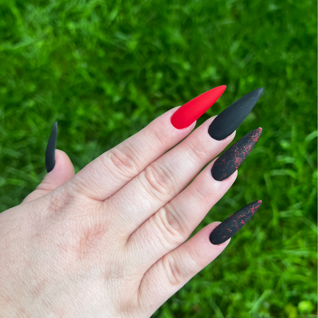 Наращивание ногтей