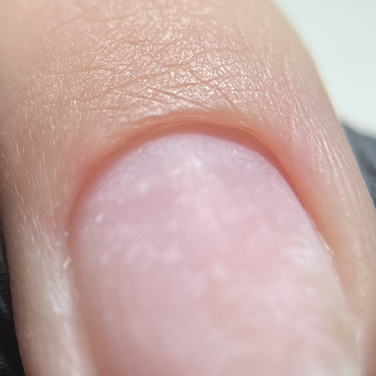 Маникюр без покрытия