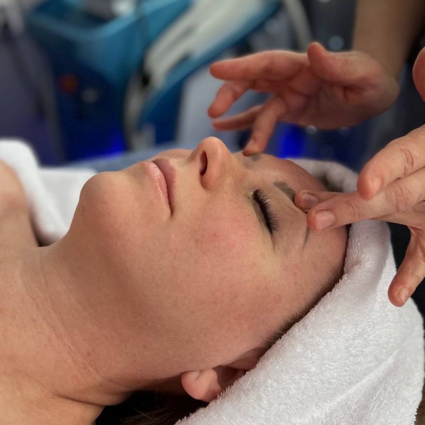 Массаж лица скульптурный