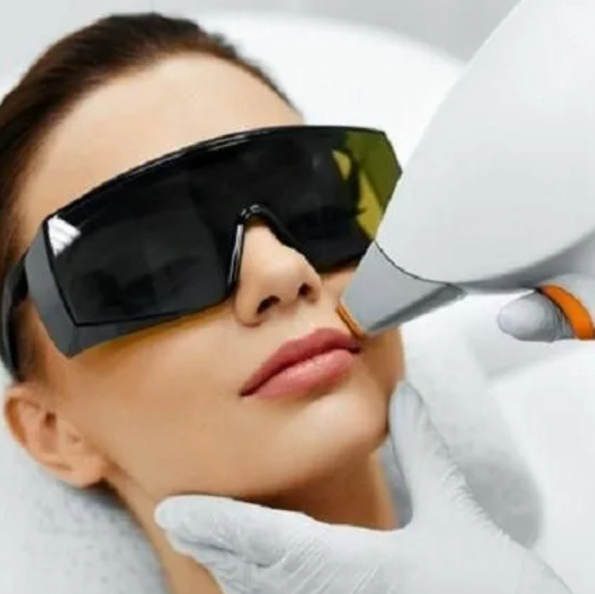 Лицо полностью лазер