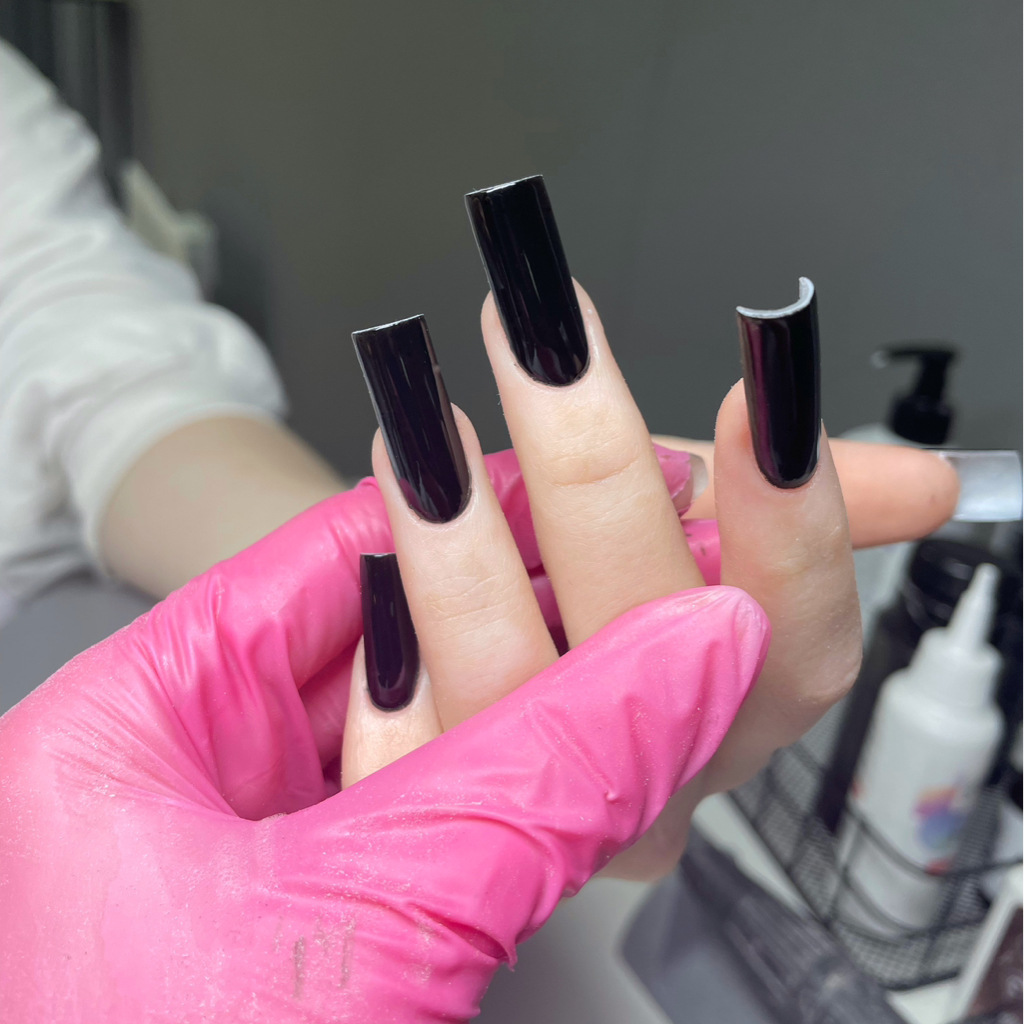 Наращивание ногтей M однотон