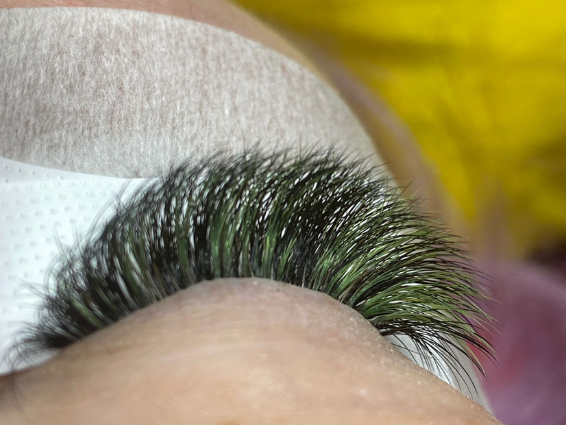Цветные ресницы