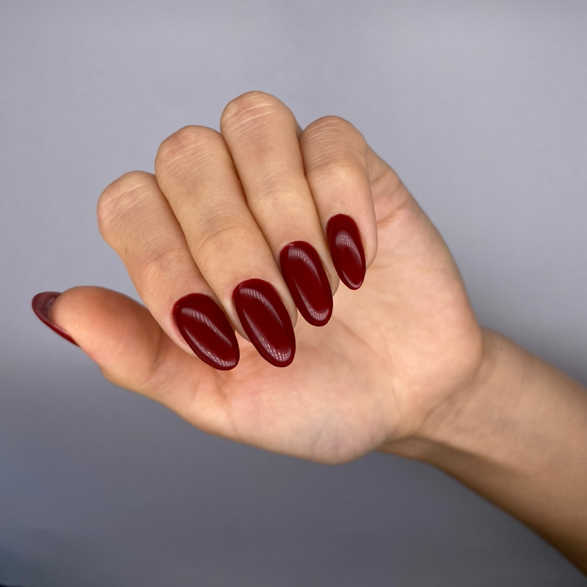 Маникюр с покрытием гель-лак