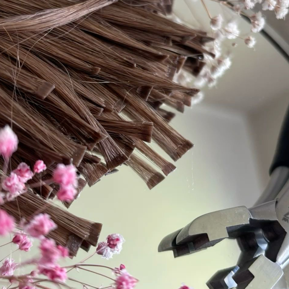 Снятие наращенных волос