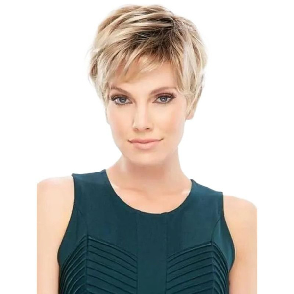 Стрижка женская короткая