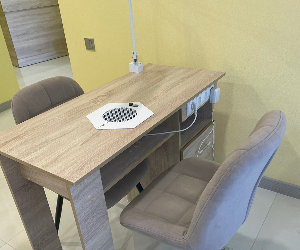 Аренда рабочего места мастера маникюра