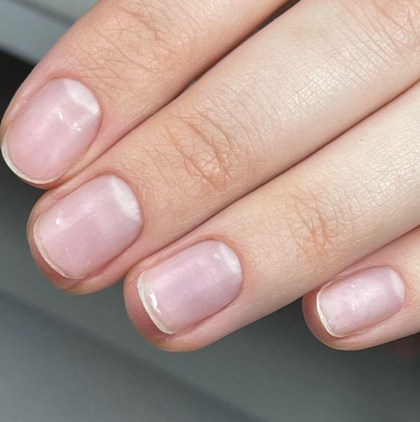 Маникюр комбинированный