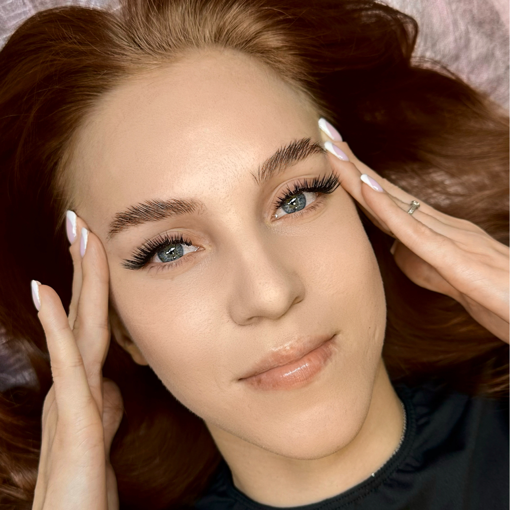 Наращивание ресниц 3д (мокрый эффект)