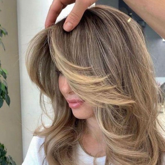 Стрижка женская длинные