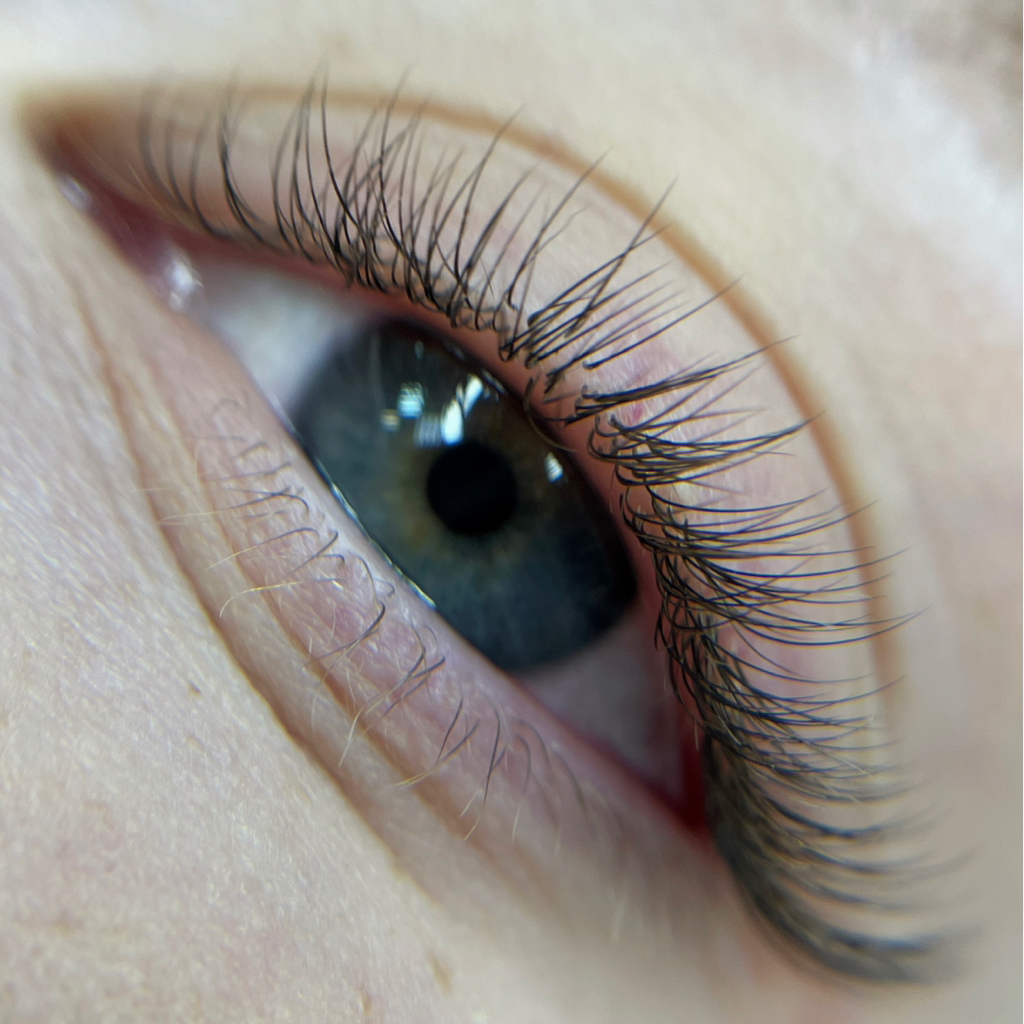 Наращивание ресниц 1D/ 1,5D