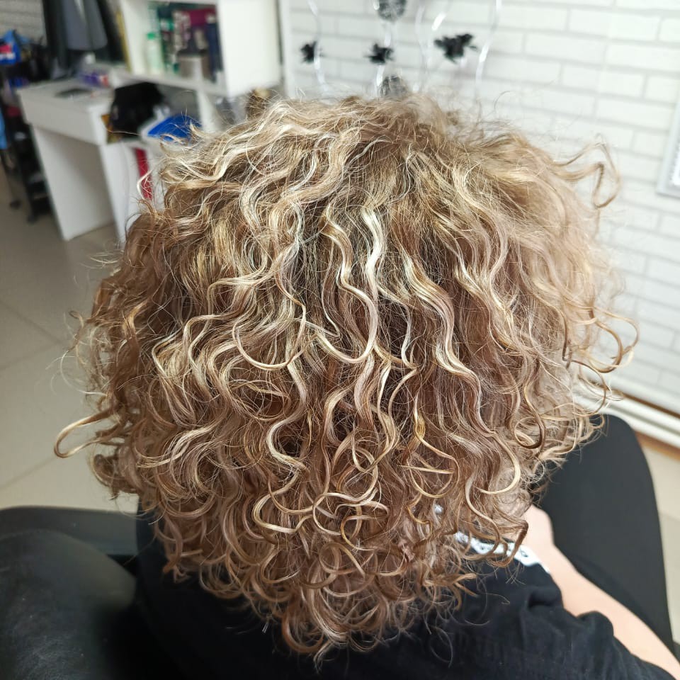 Биозавивка волос