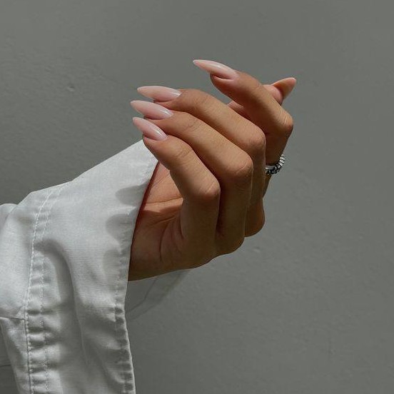 Наращивание ногтей