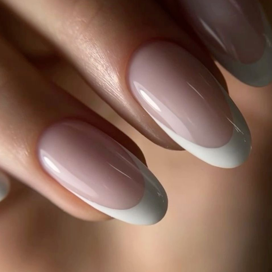 Маникюр+покрытие+френч/аэрография