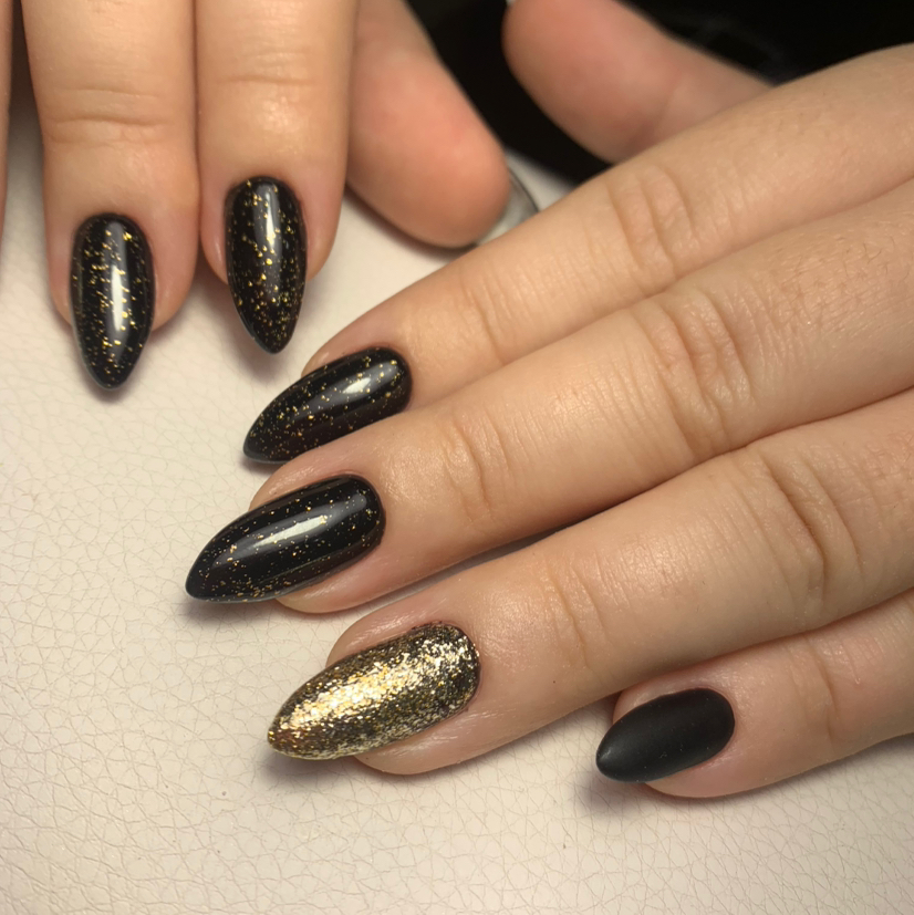 Маникюр с укреплением и покрытием гель лак без дизайна