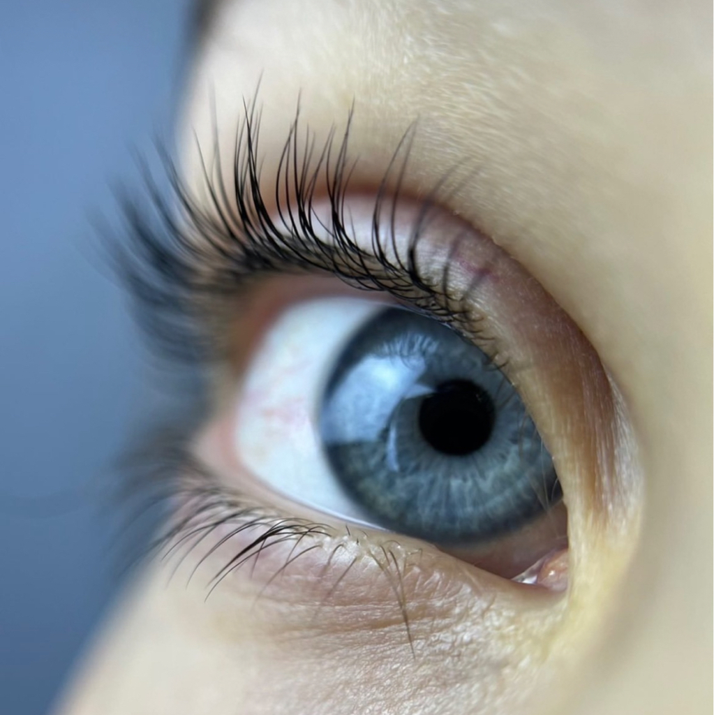 Ламинирование ресниц .Ботокс ресниц