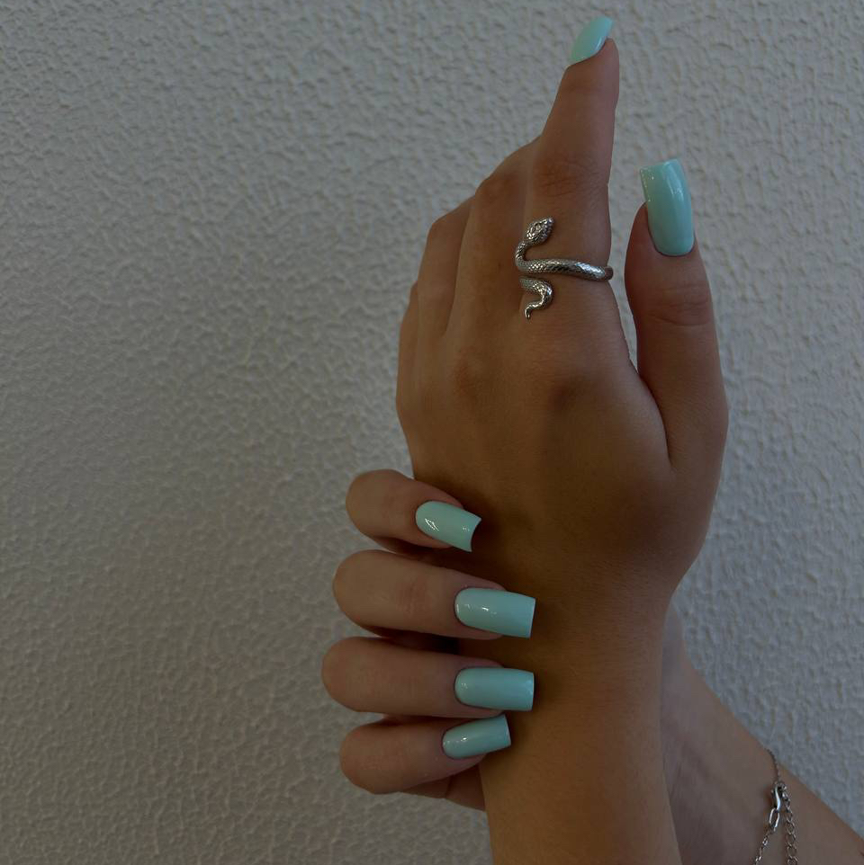 СТАНДАРТ( маникюр, покрытие гелем, покрытие цветом , дизайны укрепление )