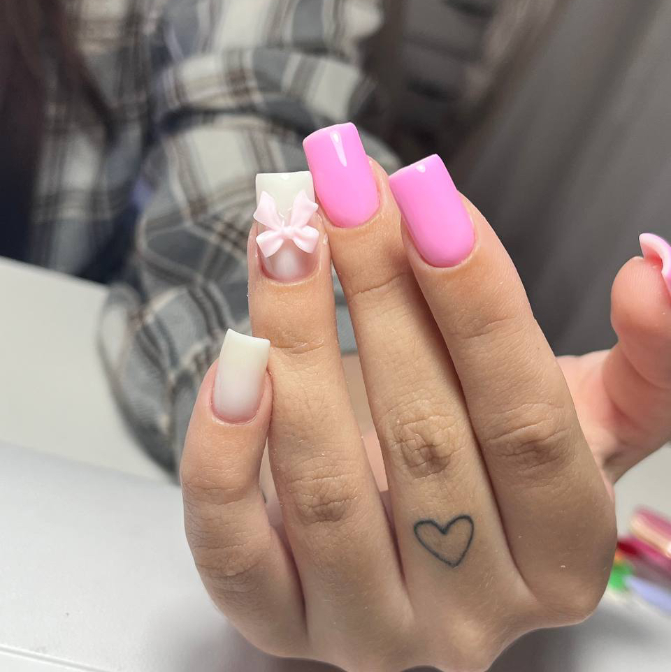 Наращивание ногтей