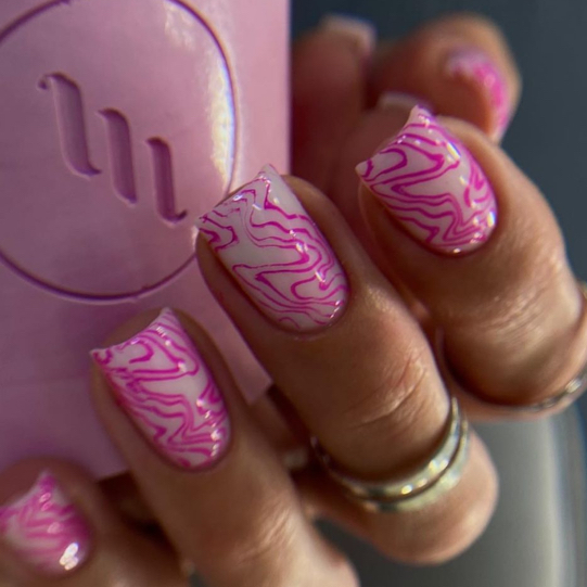 МАКСИМАЛЬНЫЙ( покрытие гелем , покрытие цветом ,дизайны укрепление , изменение формы, достраивание углов , поднятие клюющих)