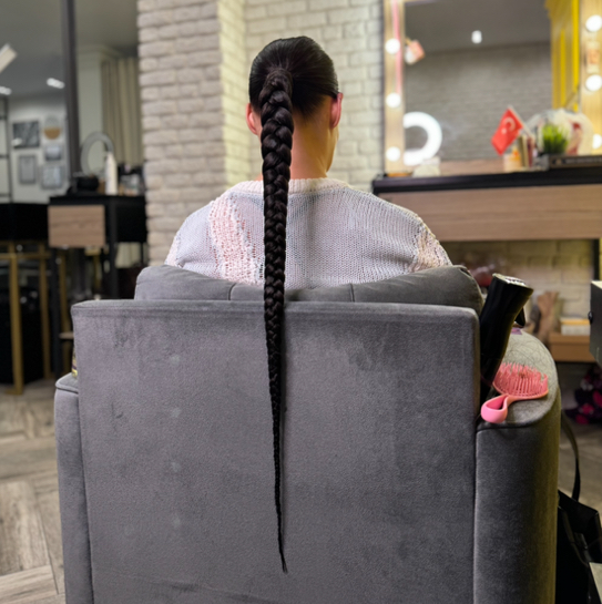 Коса в хвосте