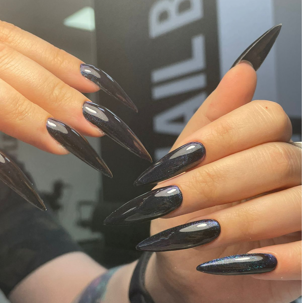 Наращивание 1 ногтя