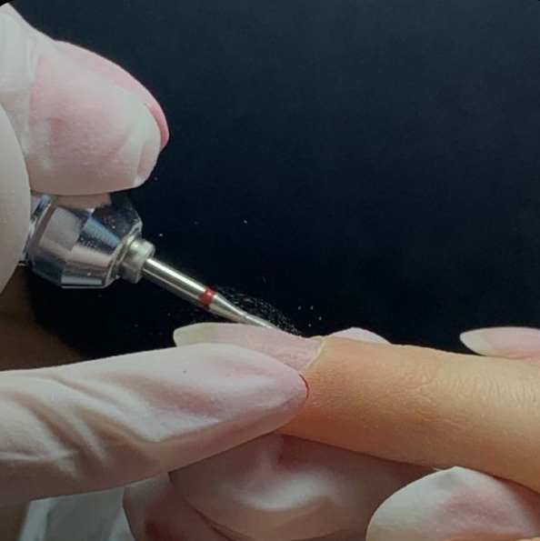 Manicura sin esmalte (Маникюр без покрытия)